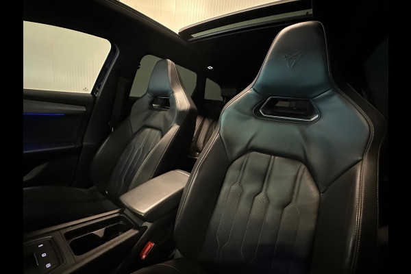 CUPRA Leon Sportstourer 1.4 e-Hybrid 245 VZ | PANO | KAMELEON FOLIE | KUIPSTOELEN | AMBIANCE