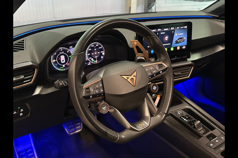 CUPRA Leon Sportstourer 1.4 e-Hybrid 245 VZ | PANO | KAMELEON FOLIE | KUIPSTOELEN | AMBIANCE