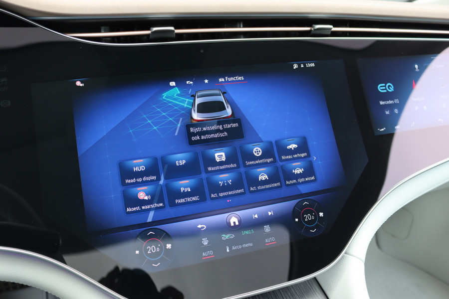 Mercedes-Benz EQS 450+ AMG Line 118 kWh | Facelift | Hyperscreen | Airmatic | Achterasbesturing | Distronic+ | HUD | Verwarmd Stuurwiel | Massage | Stoelventilatie | Digital Light | Panoramadak | Trekhaak |