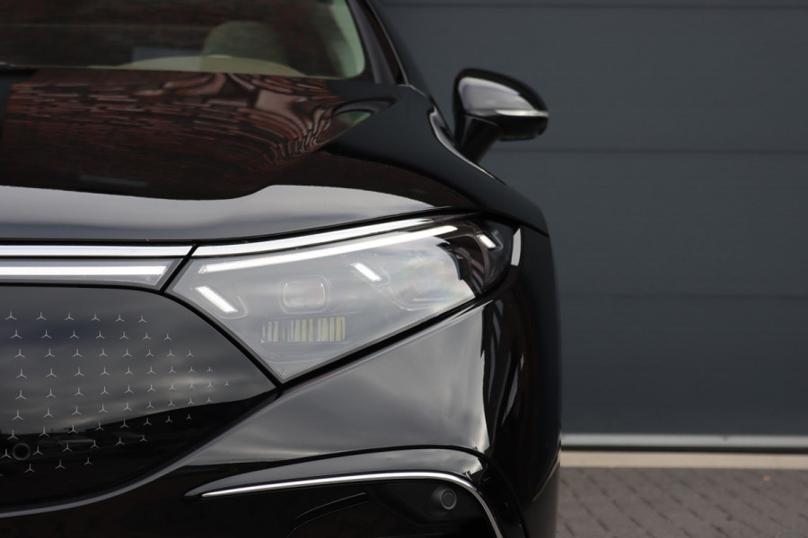 Mercedes-Benz EQS 450+ AMG Line 118 kWh | Facelift | Hyperscreen | Airmatic | Achterasbesturing | Distronic+ | HUD | Verwarmd Stuurwiel | Massage | Stoelventilatie | Digital Light | Panoramadak | Trekhaak |