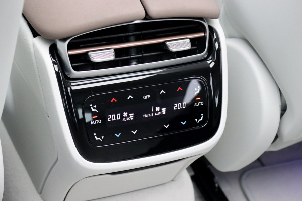 Mercedes-Benz EQS 450+ AMG Line 118 kWh | Facelift | Hyperscreen | Airmatic | Achterasbesturing | Distronic+ | HUD | Verwarmd Stuurwiel | Massage | Stoelventilatie | Digital Light | Panoramadak | Trekhaak |