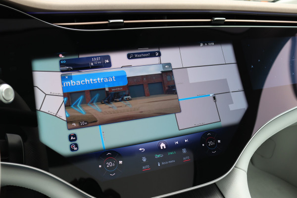 Mercedes-Benz EQS 450+ AMG Line 118 kWh | Facelift | Hyperscreen | Airmatic | Achterasbesturing | Distronic+ | HUD | Verwarmd Stuurwiel | Massage | Stoelventilatie | Digital Light | Panoramadak | Trekhaak |