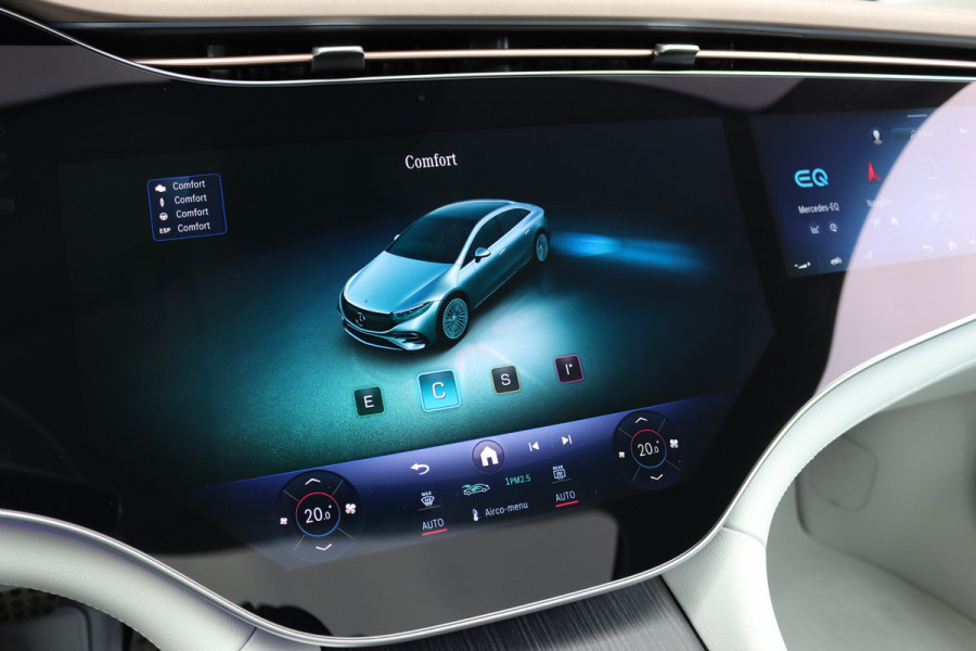 Mercedes-Benz EQS 450+ AMG Line 118 kWh | Facelift | Hyperscreen | Airmatic | Achterasbesturing | Distronic+ | HUD | Verwarmd Stuurwiel | Massage | Stoelventilatie | Digital Light | Panoramadak | Trekhaak |