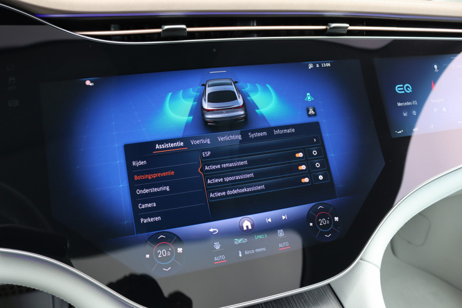 Mercedes-Benz EQS 450+ AMG Line 118 kWh | Facelift | Hyperscreen | Airmatic | Achterasbesturing | Distronic+ | HUD | Verwarmd Stuurwiel | Massage | Stoelventilatie | Digital Light | Panoramadak | Trekhaak |