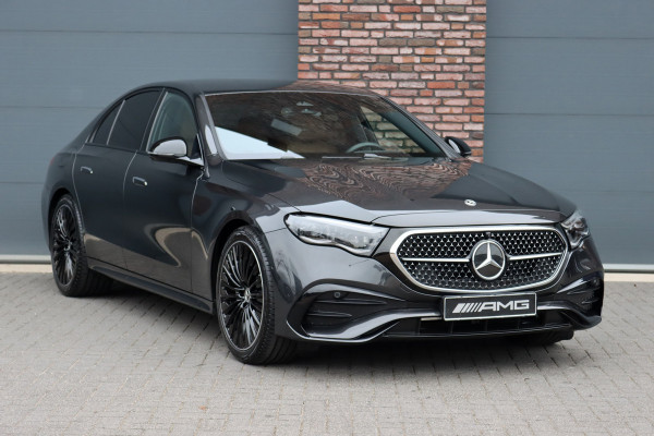 Mercedes-Benz E-Klasse 220 d AMG Line | Hyperscreen | Distronic | Memory | Burmester | Surround Camera | Keyless Go | Digital Light | Nightpakket | Dodehoekassistent |