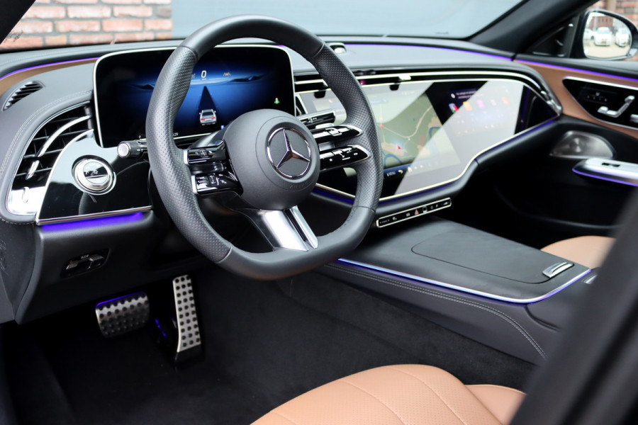 Mercedes-Benz E-Klasse 220 d AMG Line | Hyperscreen | Distronic | Memory | Burmester | Surround Camera | Keyless Go | Digital Light | Nightpakket | Dodehoekassistent |