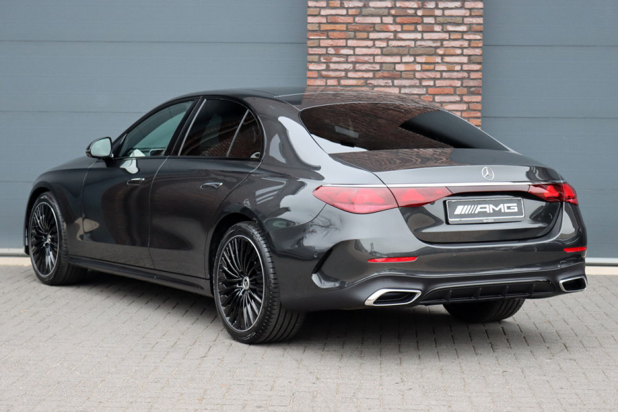 Mercedes-Benz E-Klasse 220 d AMG Line | Hyperscreen | Distronic | Memory | Burmester | Surround Camera | Keyless Go | Digital Light | Nightpakket | Dodehoekassistent |