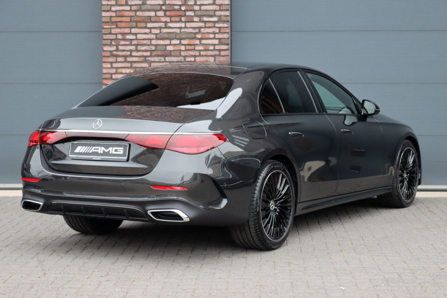 Mercedes-Benz E-Klasse 220 d AMG Line | Hyperscreen | Distronic | Memory | Burmester | Surround Camera | Keyless Go | Digital Light | Nightpakket | Dodehoekassistent |