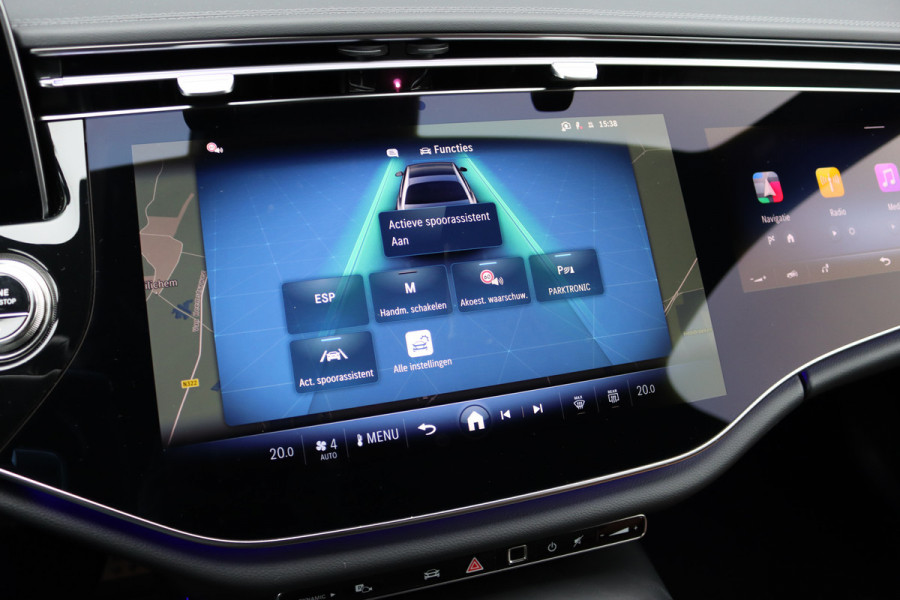 Mercedes-Benz E-Klasse 220 d AMG Line | Hyperscreen | Distronic | Memory | Burmester | Surround Camera | Keyless Go | Digital Light | Nightpakket | Dodehoekassistent |