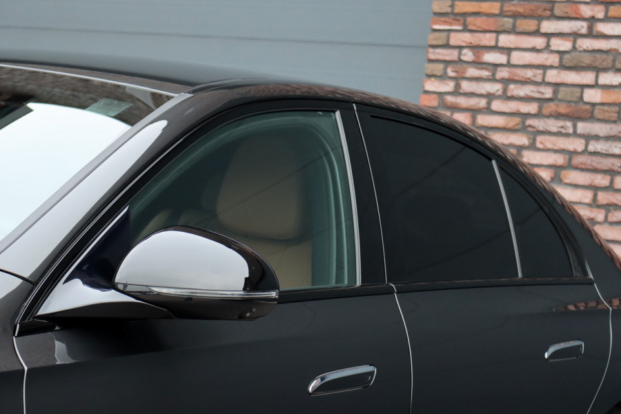 Mercedes-Benz E-Klasse 220 d AMG Line | Hyperscreen | Distronic | Memory | Burmester | Surround Camera | Keyless Go | Digital Light | Nightpakket | Dodehoekassistent |