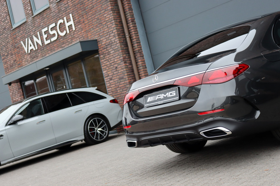 Mercedes-Benz E-Klasse 220 d AMG Line | Hyperscreen | Distronic | Memory | Burmester | Surround Camera | Keyless Go | Digital Light | Nightpakket | Dodehoekassistent |