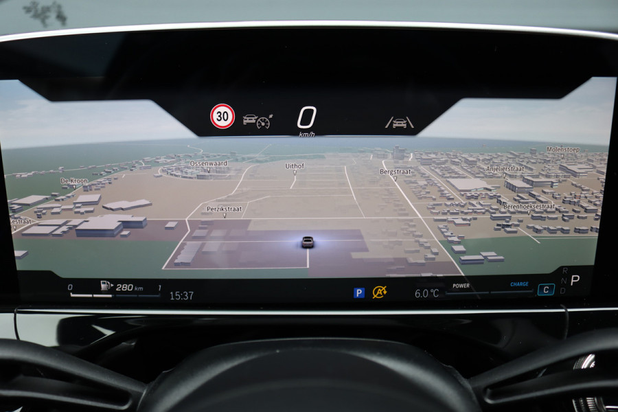 Mercedes-Benz E-Klasse 220 d AMG Line | Hyperscreen | Distronic | Memory | Burmester | Surround Camera | Keyless Go | Digital Light | Nightpakket | Dodehoekassistent |