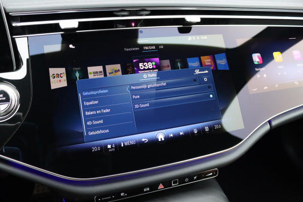 Mercedes-Benz E-Klasse 220 d AMG Line | Hyperscreen | Distronic | Memory | Burmester | Surround Camera | Keyless Go | Digital Light | Nightpakket | Dodehoekassistent |