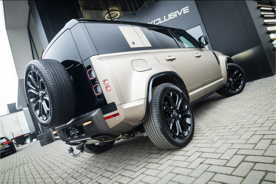 Land Rover Defender 110 4.4 P635 Octa - Petra Copper | BTW | Panorama | Meridian | Luchtvering | Trekhaak