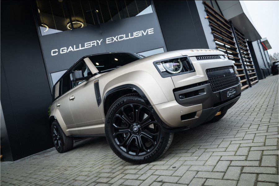 Land Rover Defender 110 4.4 P635 Octa - Petra Copper | BTW | Panorama | Meridian | Luchtvering | Trekhaak