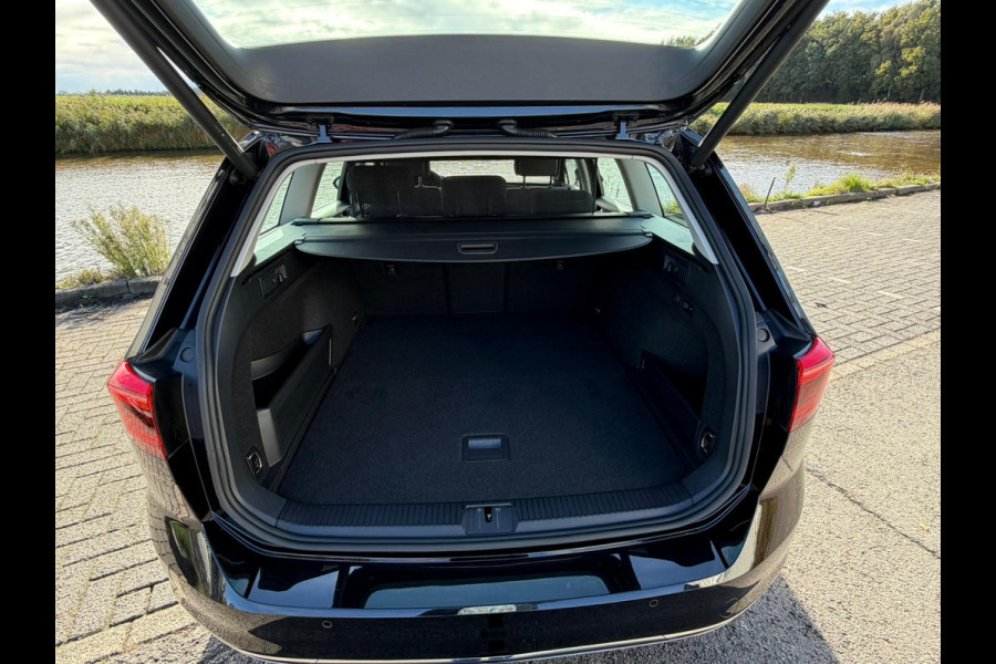 Volkswagen Passat Variant 1.4 TSI PHEV GTE Business/ trekhaak / virtuel dashboard