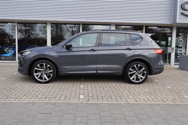 Seat Tarraco 1.4 TSI e-Hybrid PHEV FR 245Pk / Business Intense / Navi / ACC / Panoramadak / 360 Camera / Side Assist / Trekhaak.