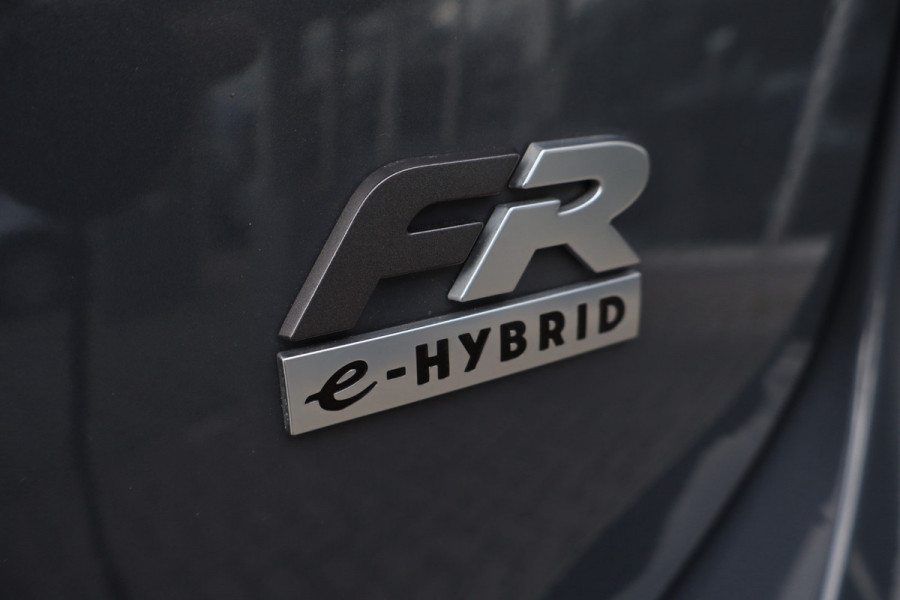 Seat Tarraco 1.4 TSI e-Hybrid PHEV FR 245Pk / Business Intense / Navi / ACC / Panoramadak / 360 Camera / Side Assist / Trekhaak.