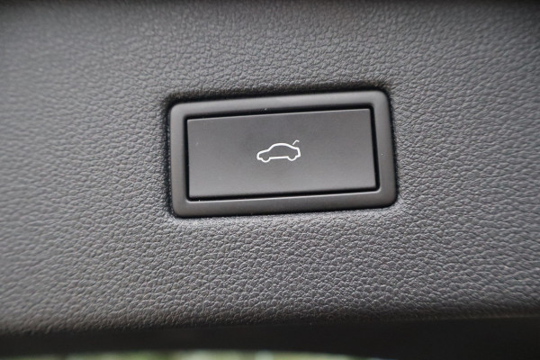 Seat Tarraco 1.4 TSI e-Hybrid PHEV FR 245Pk / Business Intense / Navi / ACC / Panoramadak / 360 Camera / Side Assist / Trekhaak.