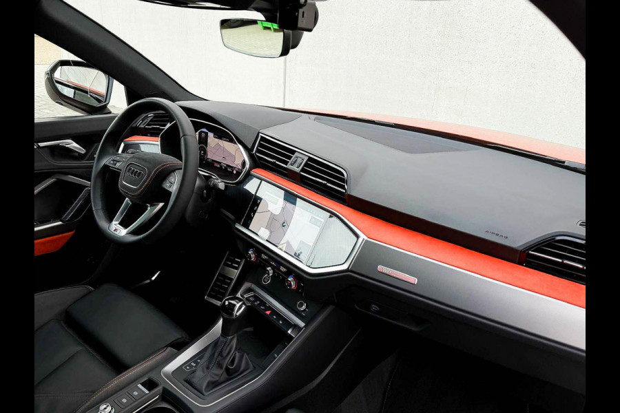 Audi Q3 45TFSI e 245pk S-Tronic Competition Edition One S-Line 1e Eig! Audi Exclusive|Pano|B&O|Magnetic|Leder|360°|Ambiance|Matrix