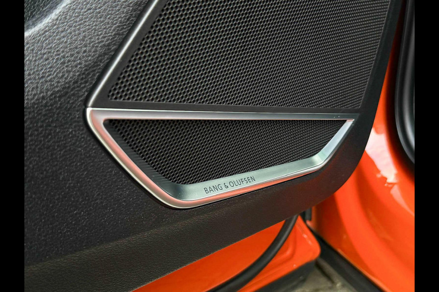 Audi Q3 45TFSI e 245pk S-Tronic Competition Edition One S-Line 1e Eig! Audi Exclusive|Pano|B&O|Magnetic|Leder|360°|Ambiance|Matrix