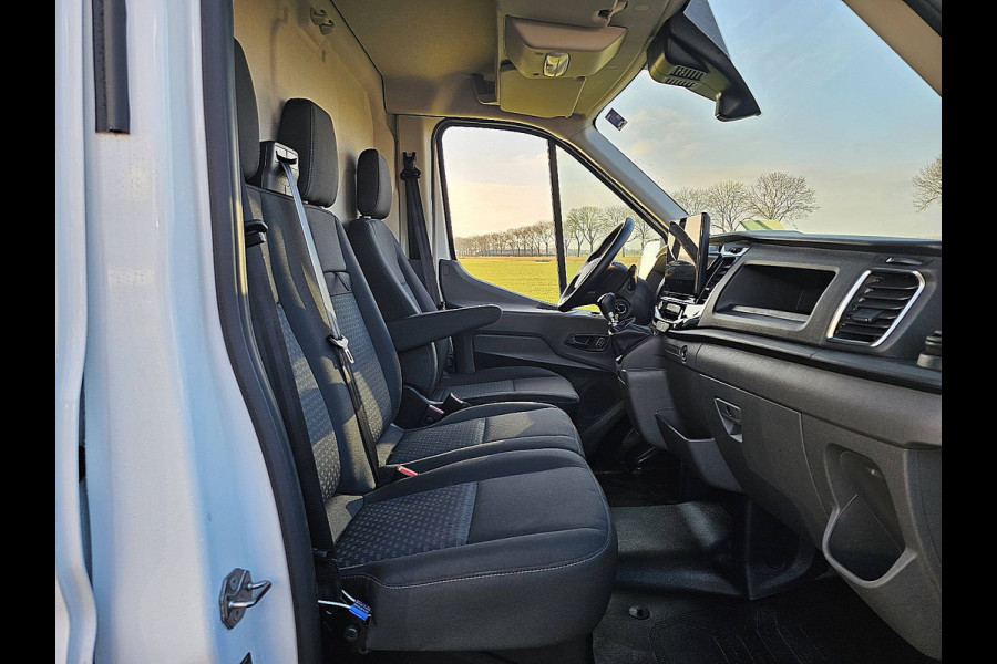 Ford Transit 350 2.0 TDCI L3H2 Verlengde Garantie Trekhaak Camera Navi Airco Cruise Control Euro6 131 PK!