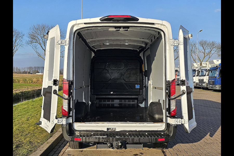 Ford Transit 350 2.0 TDCI L3H2 Verlengde Garantie Trekhaak Camera Navi Airco Cruise Control Euro6 131 PK!