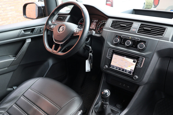 Volkswagen Caddy 2.0 TDI L2H1 185 PK Maxi Exclusive | Bi-Xenon | Navigatie | CarPlay | Trekhaak | DAB | MF Stuur | PDC | Imperiaal | Trekhaak | Sidebars | Alarm | Nieuwe APK | NAP Logisch