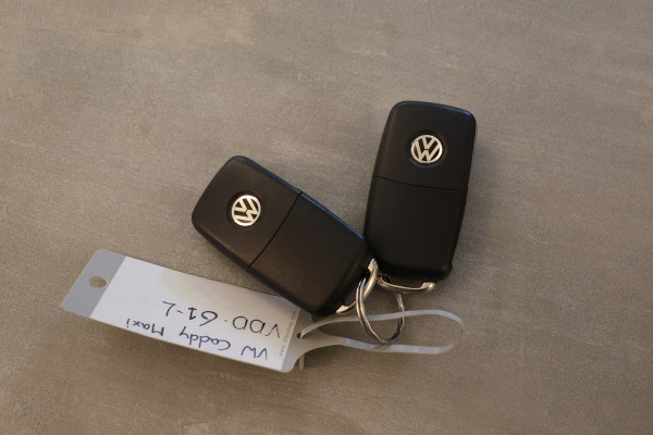 Volkswagen Caddy 2.0 TDI L2H1 185 PK Maxi Exclusive | Bi-Xenon | Navigatie | CarPlay | Trekhaak | DAB | MF Stuur | PDC | Imperiaal | Trekhaak | Sidebars | Alarm | Nieuwe APK | NAP Logisch