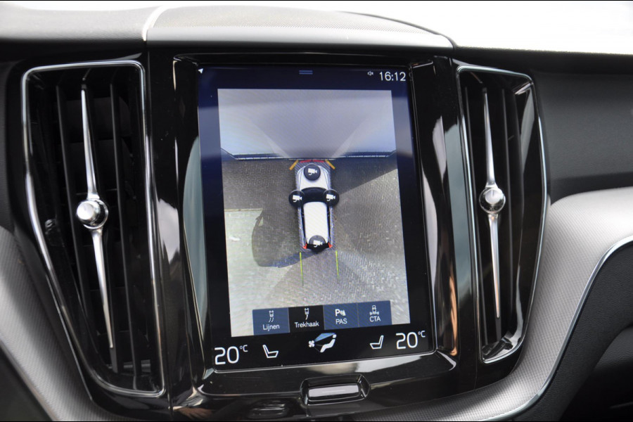 Volvo XC60 T8 390PK Automaat Recharge AWD R-Design / Adaptieve cruise control/ BLIS/ Panoramadak/ Trekhaak/ Head up display/ 360 camera/ Parkeersensoren/ Stoel en stuurwielverwarming