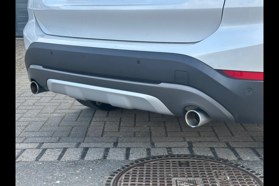 BMW X1 XDrive20d High Executive PANO|HEAD UP|HARMAN /KARDON|
