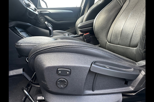 BMW X1 XDrive20d High Executive PANO|HEAD UP|HARMAN /KARDON|