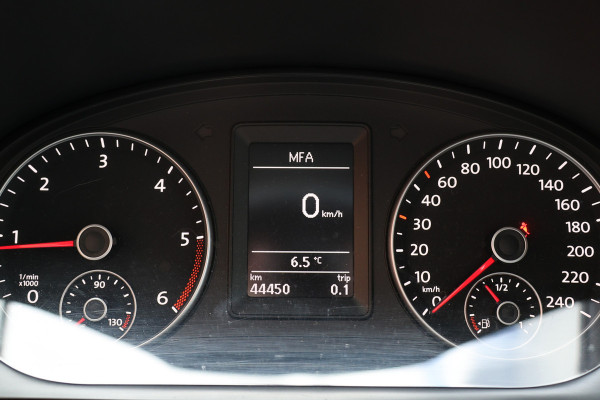 Volkswagen Caddy 2.0 TDI L2H1 185 PK Maxi Exclusive | Bi-Xenon | Navigatie | CarPlay | Trekhaak | DAB | MF Stuur | PDC | Imperiaal | Trekhaak | Sidebars | Alarm | Nieuwe APK | NAP Logisch