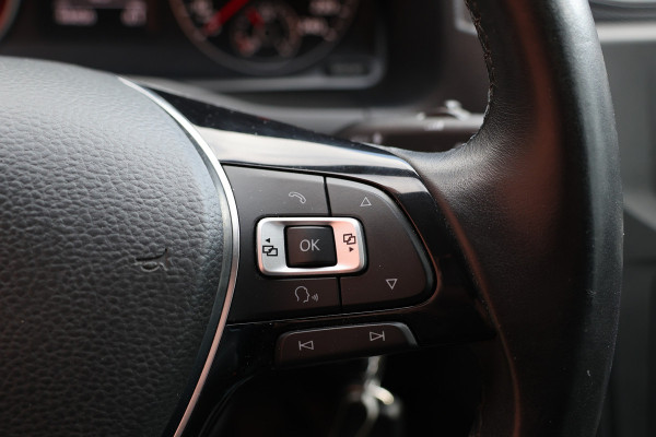 Volkswagen Caddy 2.0 TDI L2H1 185 PK Maxi Exclusive | Bi-Xenon | Navigatie | CarPlay | Trekhaak | DAB | MF Stuur | PDC | Imperiaal | Trekhaak | Sidebars | Alarm | Nieuwe APK | NAP Logisch