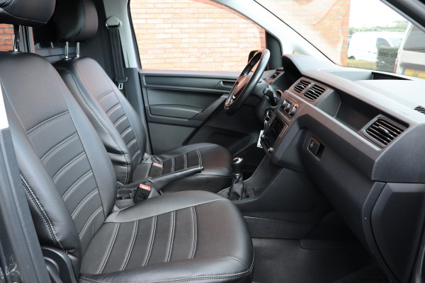 Volkswagen Caddy 2.0 TDI L2H1 185 PK Maxi Exclusive | Bi-Xenon | Navigatie | CarPlay | Trekhaak | DAB | MF Stuur | PDC | Imperiaal | Trekhaak | Sidebars | Alarm | Nieuwe APK | NAP Logisch