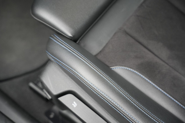 BMW 4 Serie Coupé 420i M Pakket Harman/Kardon LED Cruise Clima Alcantara Camera