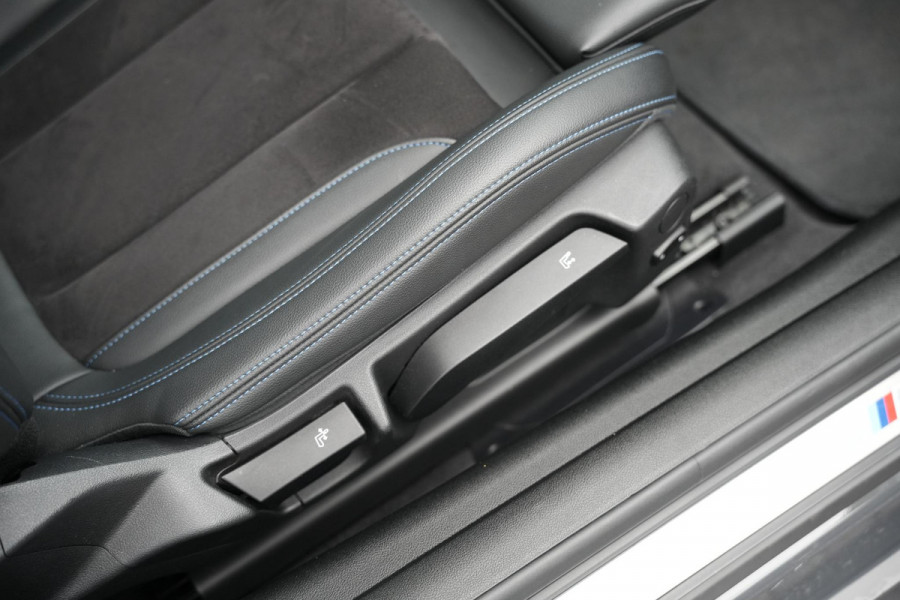 BMW 4 Serie Coupé 420i M Pakket Harman/Kardon LED Cruise Clima Alcantara Camera