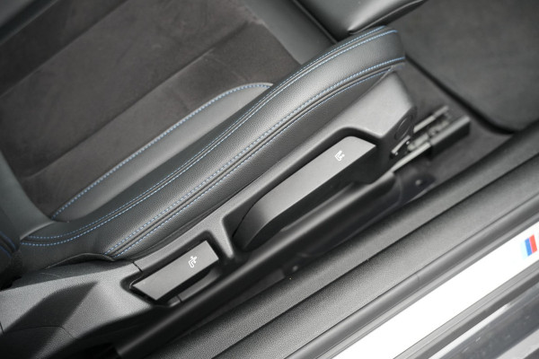 BMW 4 Serie Coupé 420i M Pakket Harman/Kardon LED Cruise Clima Alcantara Camera