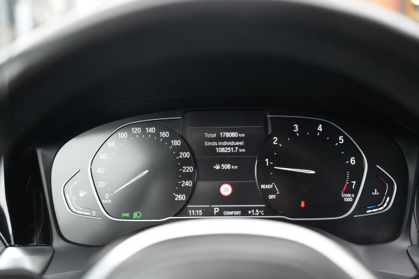 BMW 4 Serie Coupé 420i M Pakket Harman/Kardon LED Cruise Clima Alcantara Camera