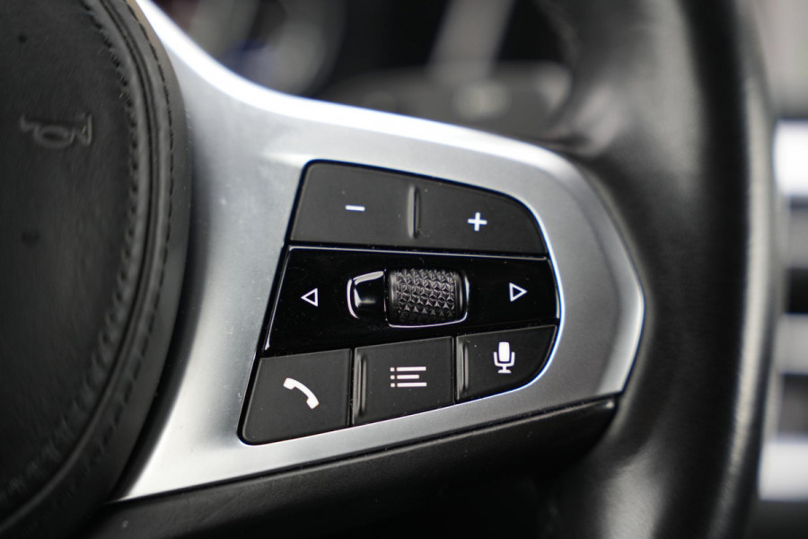 BMW 4 Serie Coupé 420i M Pakket Harman/Kardon LED Cruise Clima Alcantara Camera