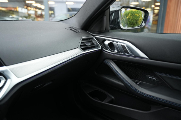 BMW 4 Serie Coupé 420i M Pakket Harman/Kardon LED Cruise Clima Alcantara Camera