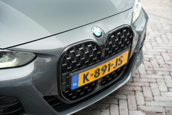 BMW 4 Serie Coupé 420i M Pakket Harman/Kardon LED Cruise Clima Alcantara Camera