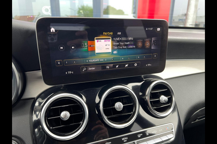 Mercedes-Benz GLC 300e 4MATIC Business Solution AMG