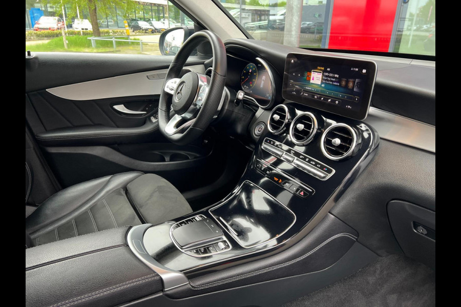 Mercedes-Benz GLC 300e 4MATIC Business Solution AMG
