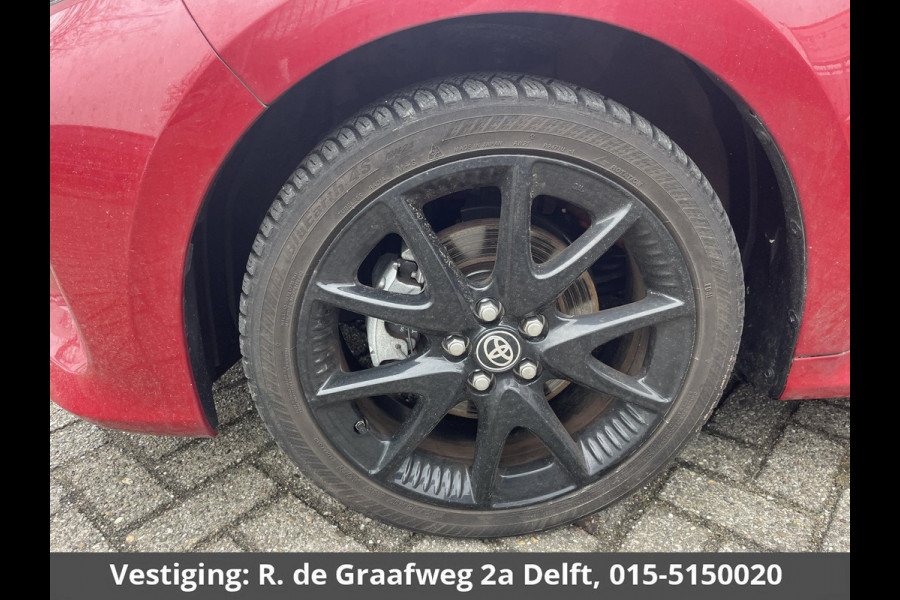 Toyota Yaris 1.5 Hybrid Executive | Stoelverwarming | Navigatie | Dodehoek detectie | Parkeersenoren |