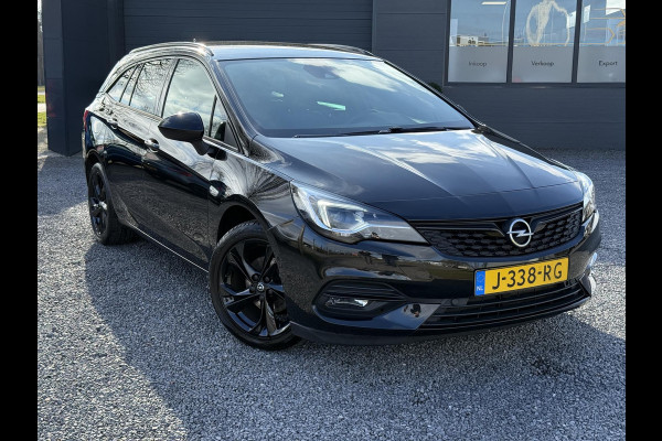 Opel Astra Sports Tourer 1.2 Ultimate 146pk,Leder-Alcantara,2e Eigenaar,6 Bak,Navi,Camera,Stoelverw-Stuurverw.Keyless,Lm velgen,Pdc V+A,Rijstrooksensor,BSD,N.A.P,Dealer Onderhouden,Apk tot 10-2026