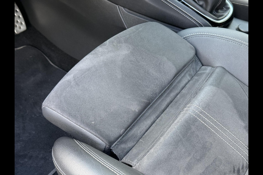 Opel Astra Sports Tourer 1.2 Ultimate 146pk,Leder-Alcantara,2e Eigenaar,6 Bak,Navi,Camera,Stoelverw-Stuurverw.Keyless,Lm velgen,Pdc V+A,Rijstrooksensor,BSD,N.A.P,Dealer Onderhouden,Apk tot 10-2026