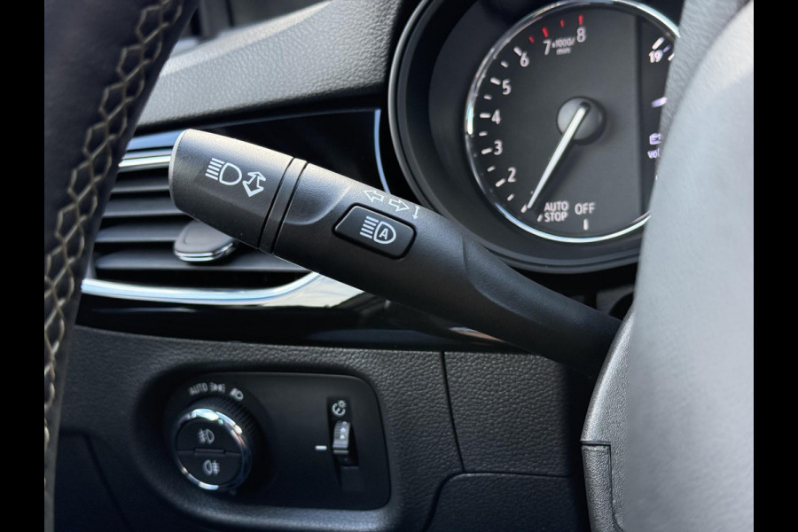 Opel Astra Sports Tourer 1.2 Ultimate 146pk,Leder-Alcantara,2e Eigenaar,6 Bak,Navi,Camera,Stoelverw-Stuurverw.Keyless,Lm velgen,Pdc V+A,Rijstrooksensor,BSD,N.A.P,Dealer Onderhouden,Apk tot 10-2026