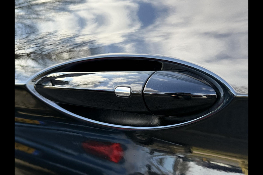 Opel Astra Sports Tourer 1.2 Ultimate 146pk,Leder-Alcantara,2e Eigenaar,6 Bak,Navi,Camera,Stoelverw-Stuurverw.Keyless,Lm velgen,Pdc V+A,Rijstrooksensor,BSD,N.A.P,Dealer Onderhouden,Apk tot 10-2026