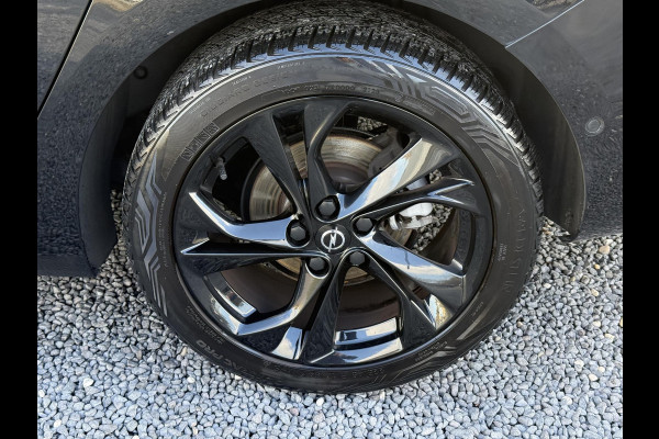 Opel Astra Sports Tourer 1.2 Ultimate 146pk,Leder-Alcantara,2e Eigenaar,6 Bak,Navi,Camera,Stoelverw-Stuurverw.Keyless,Lm velgen,Pdc V+A,Rijstrooksensor,BSD,N.A.P,Dealer Onderhouden,Apk tot 10-2026